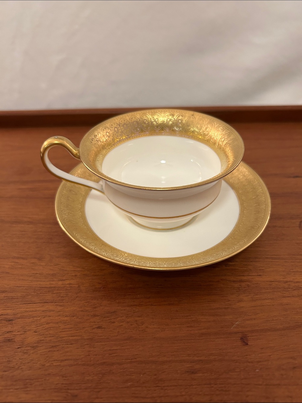 Vintage Wedgwood England “Ascot” Elegant Gold Trim Porcelain Teacup & Saucer